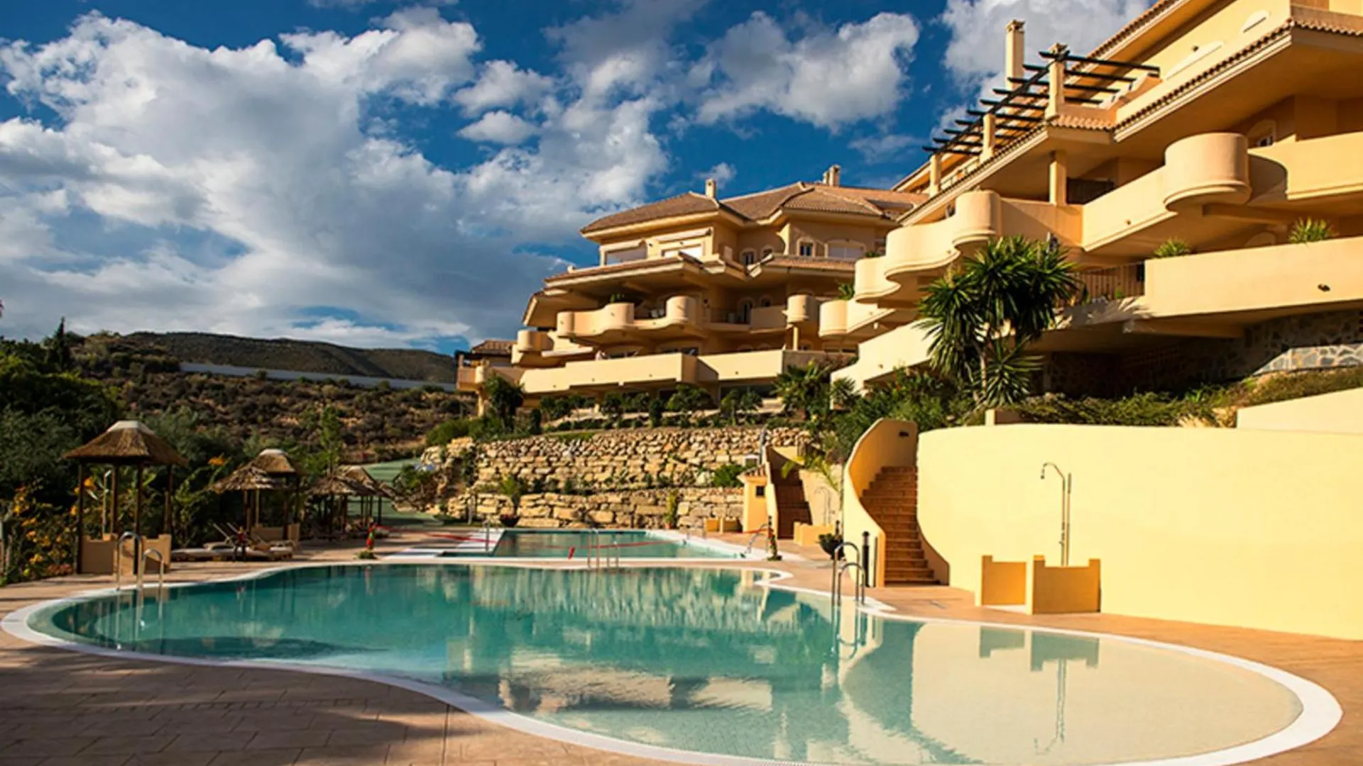 Apartment Aloha Hill Club Lluxury 5 Star Golf Resort Near Puerto Banus And Marbella