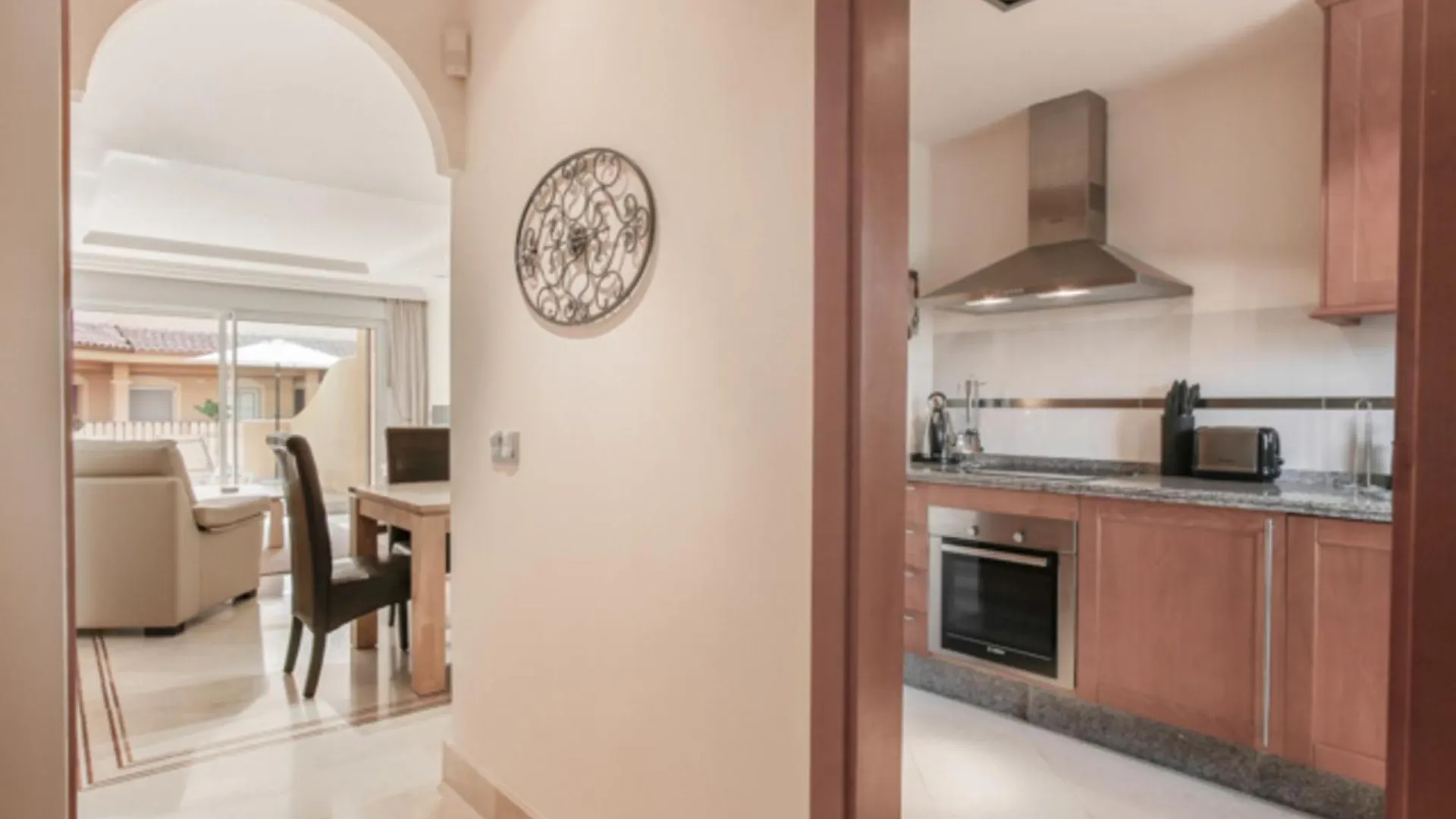 Aloha Hill Club Lluxury 5 Star Golf Resort Near Puerto Banus And Marbella Apartment