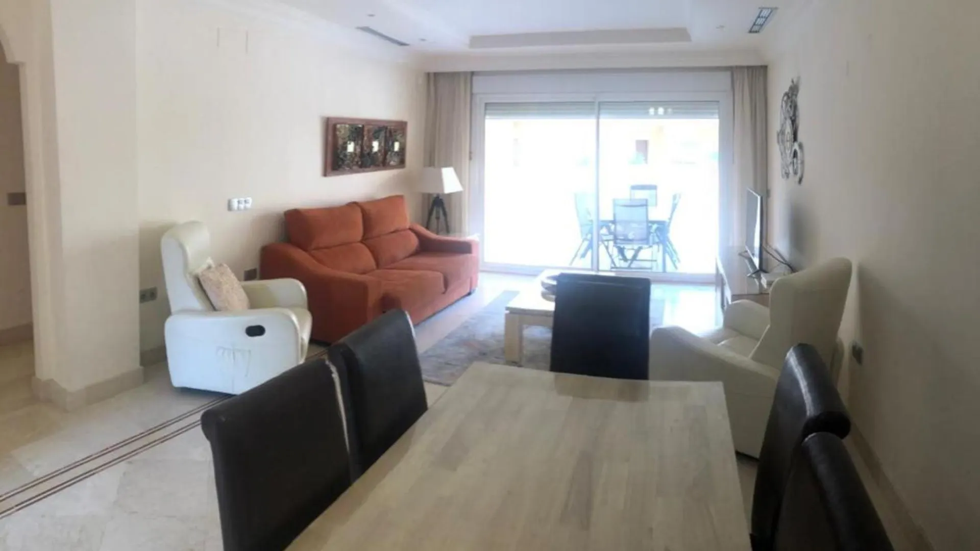 Aloha Hill Club Lluxury 5 Star Golf Resort Near Puerto Banus And Marbella